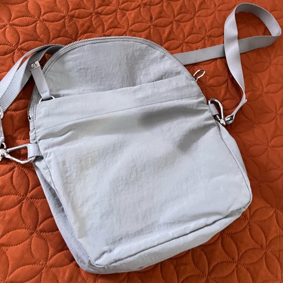 COPY - Lululemon - Picture 3 of 7